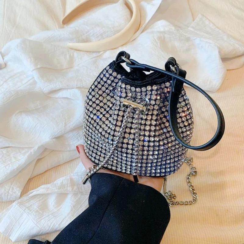 

Girlish Chic Girls' Tote With Niche Style Sophistication, Internet-Famous Design For Light Luxury Daily Commuter And Summer Use