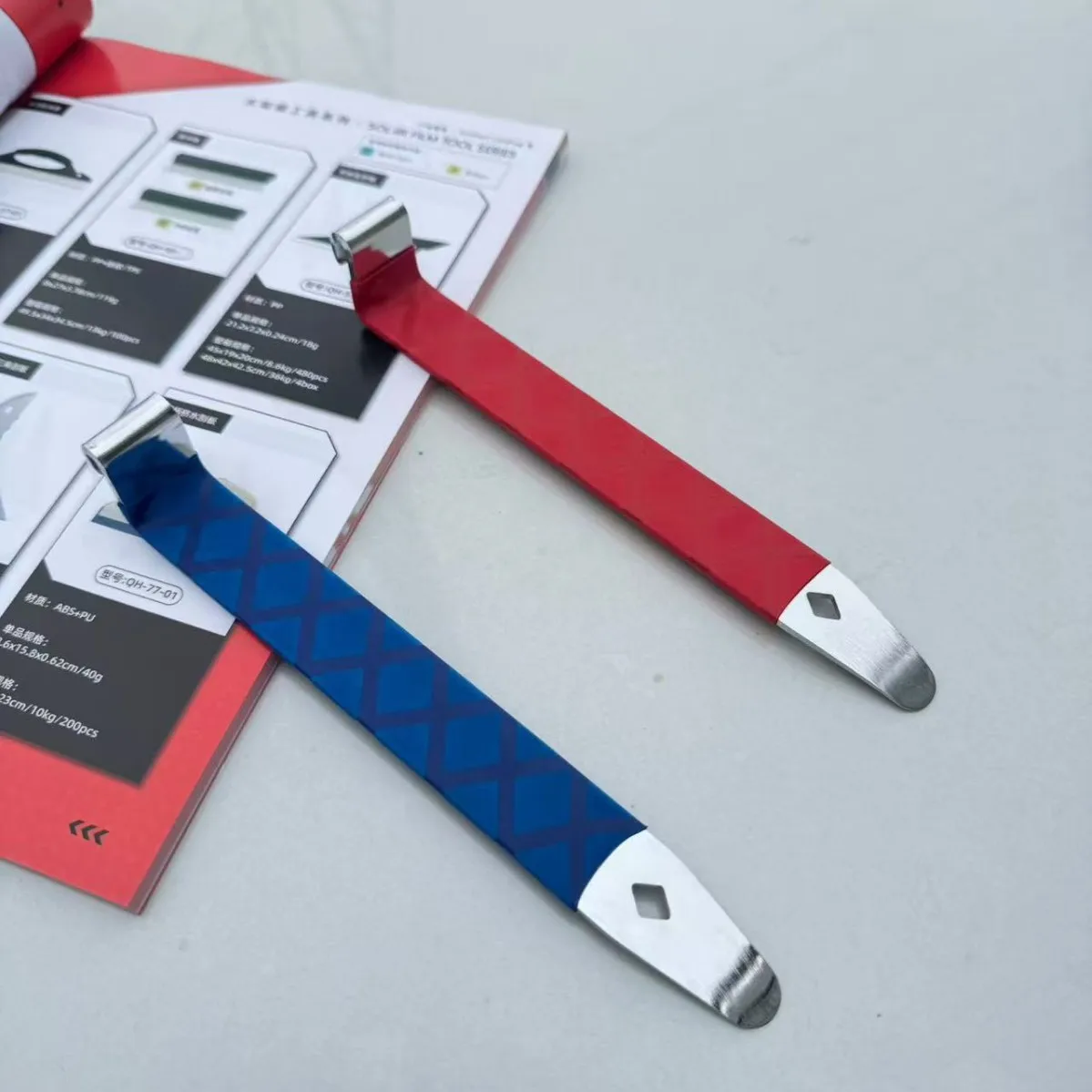 Multi-Function High-Hardness Steel Pry Tool Non-Marring Automotive Removal Lever for Car Interior Trim And Floor Mat Installatio