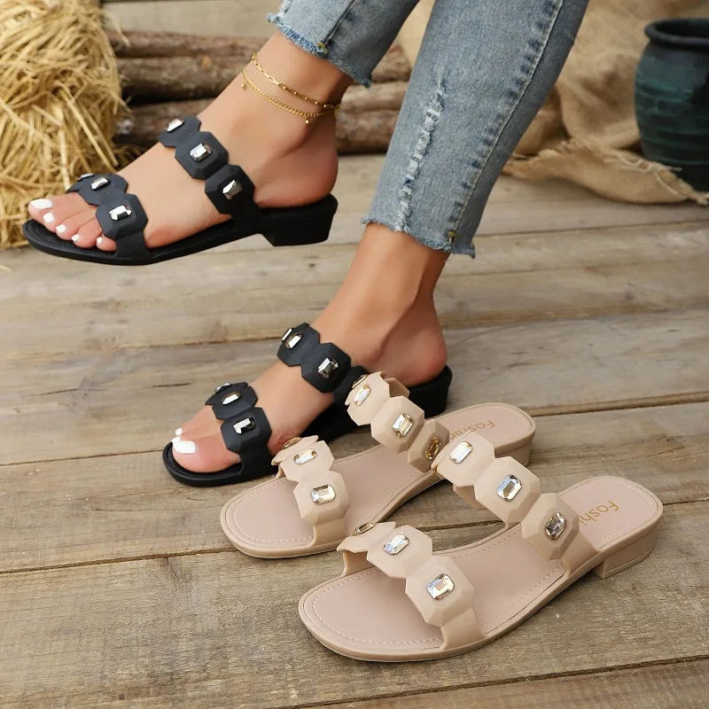 

Fashion PVC Women's Slippers Summer New Women's Casual Trigger Trend Beach Sandal Platform Women's Shoes Zapatos De Mujer
