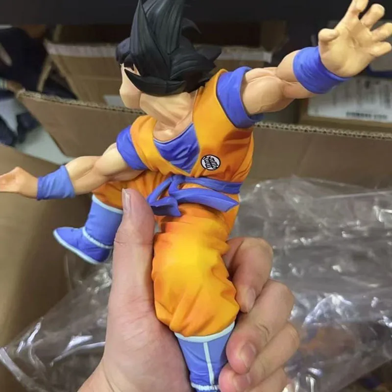 Dragon Ball Son Goku Actionfigur im Maßstab 1:8, PVC-Sammelspielzeugpuppe für Kinder, Schreibtischdekoration, Geschenk, Anime-Roboter