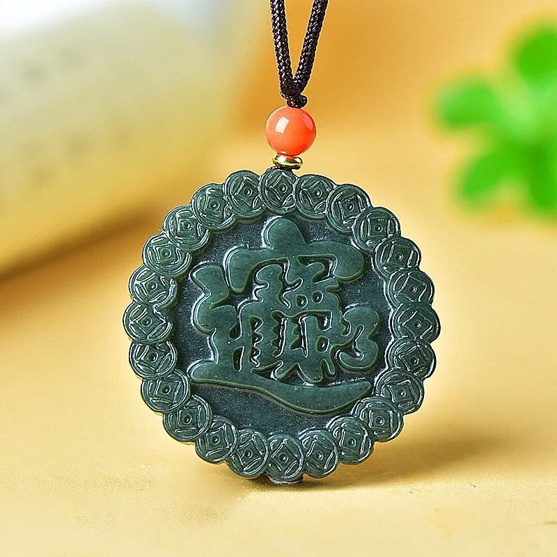 

Сапфировый кулон в этническом стиле ретро, подходит для повседневного ношения и в качестве аксессуара.