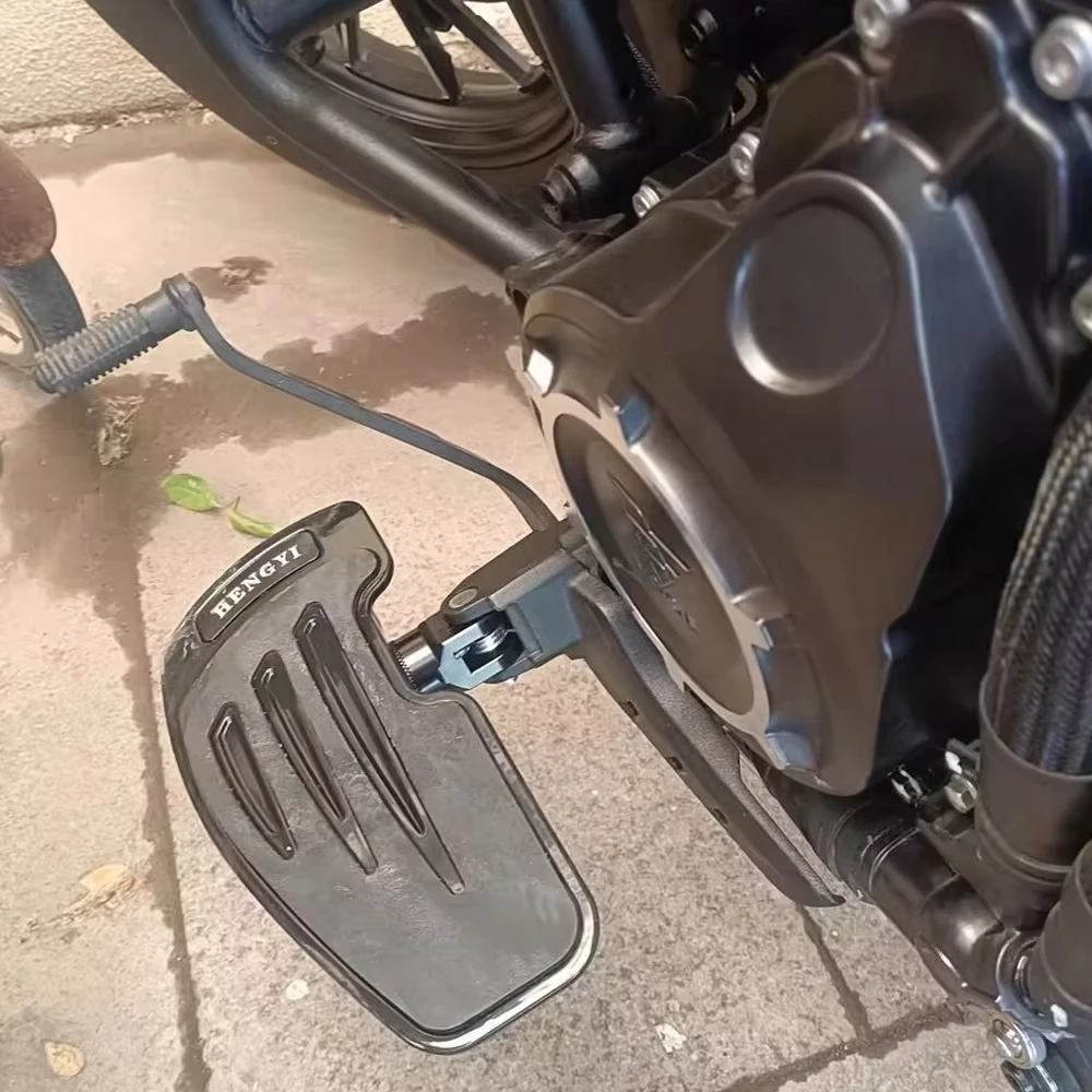 For QJMOTORSRV350 SRV300 SRV250V modified pedal widened pedal motorcycle parts Enhanced Comfort And foot pedal widening
