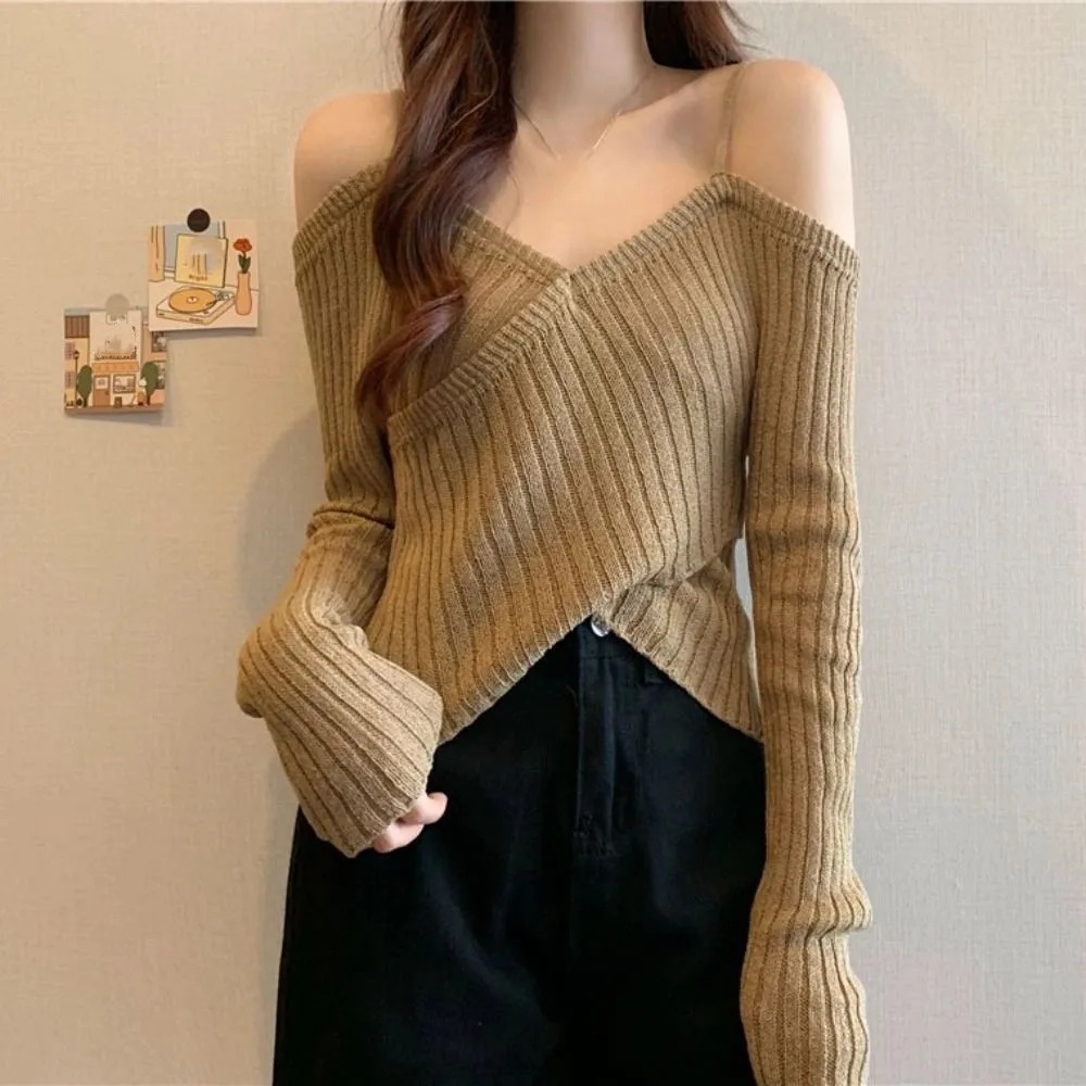 Krótki sweter z nieregularnym splotem, dopasowany, z długim rękawem, dziergany na szydełku, pulower, dekolt w serek, sweter na ramiączkach, dzianinowy sweter, jesień, wiosna