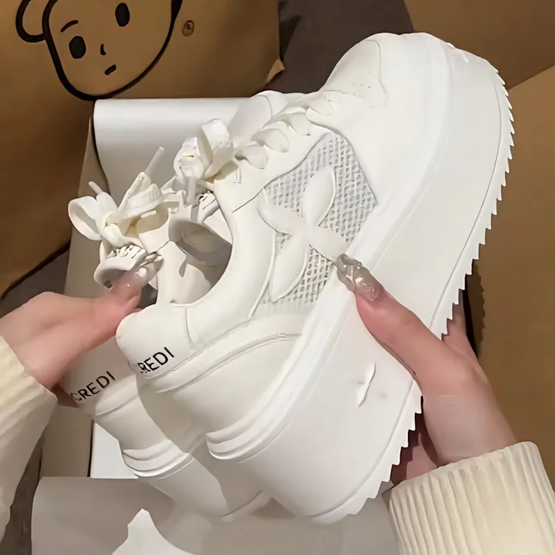 

2025 New Versatile Thick Soled Sponge Cake Height Increasing White Shoes for Women, Mesh Breathable Thin Board Shoes