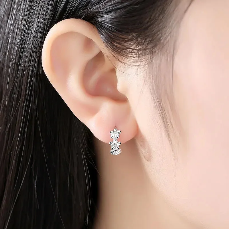 Top Sale 925 Sterling Silver Needle Earrings for Women\'s Wedding Fashion High Quality Jewelry Crystal Zircon Flower Cute Stud