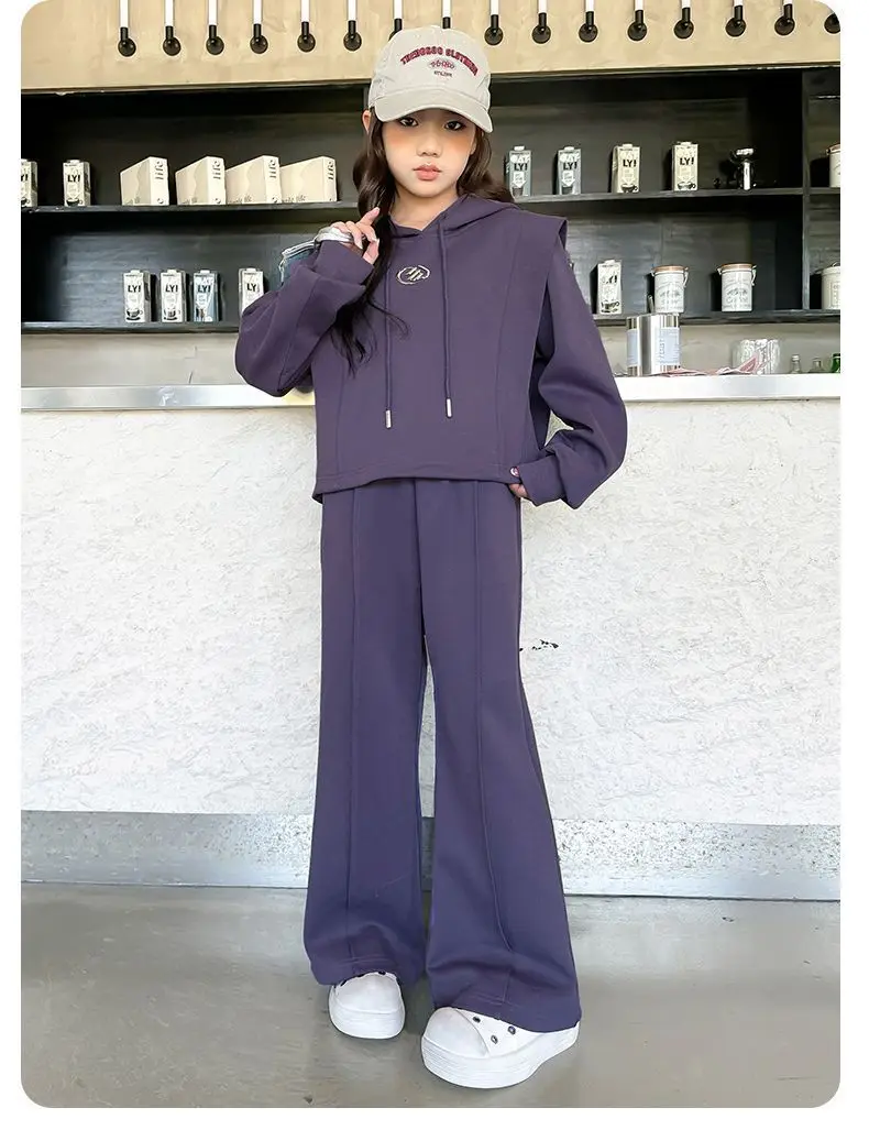 ZOETOPKID Mädchen-Set aus stilvollem Baumwoll-Crop-Sweatshirt mit Kapuze und lockerer Hose, 2-teiliger Trainingsanzug für Schulkinder, Kinder-Outfits – Detail 4