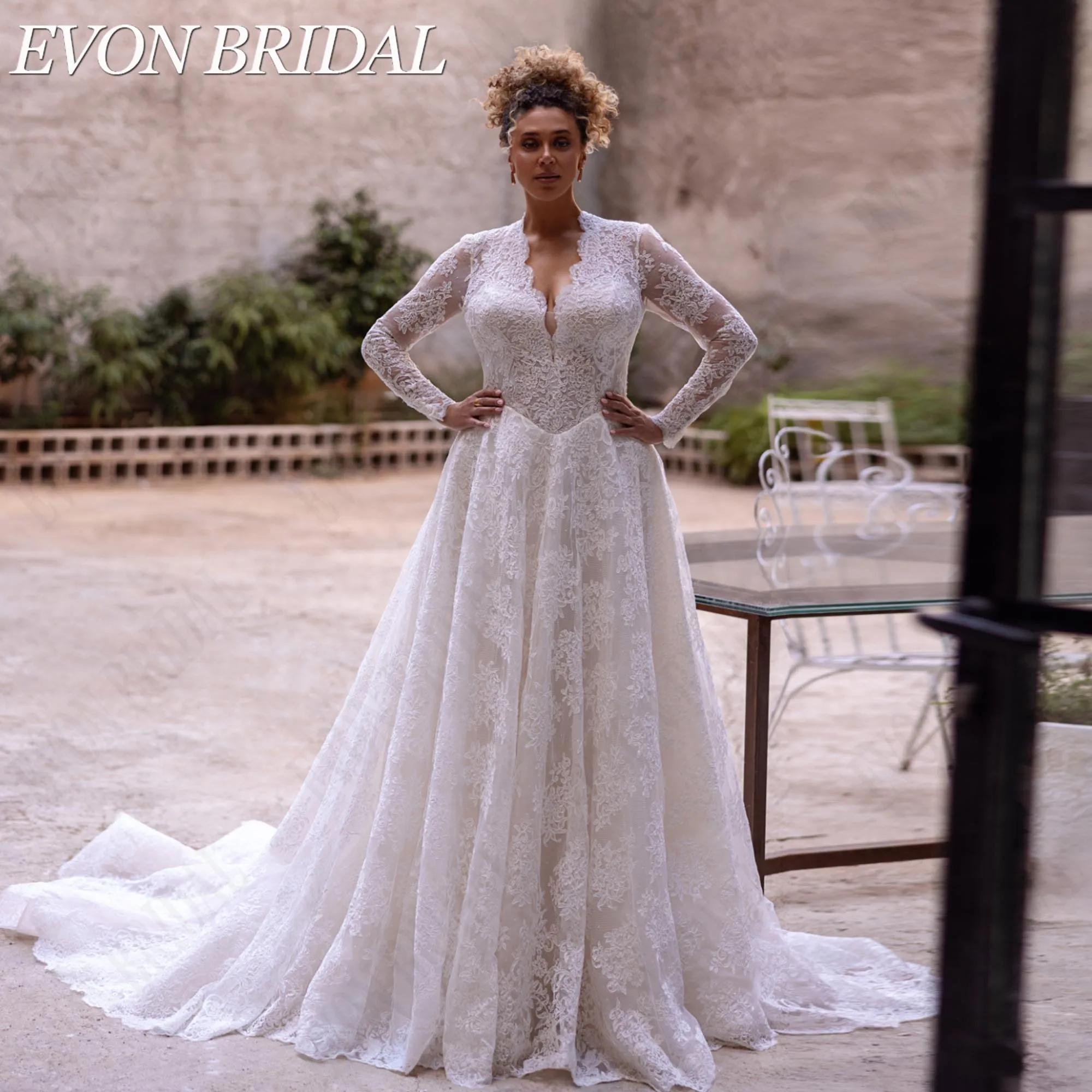 EVON BRIDAL Customized Lace Wedding Dress Plus Size Long Sleeve Lace Appliques Deep V Neck Bride Dresses A-Line Bridal Gown