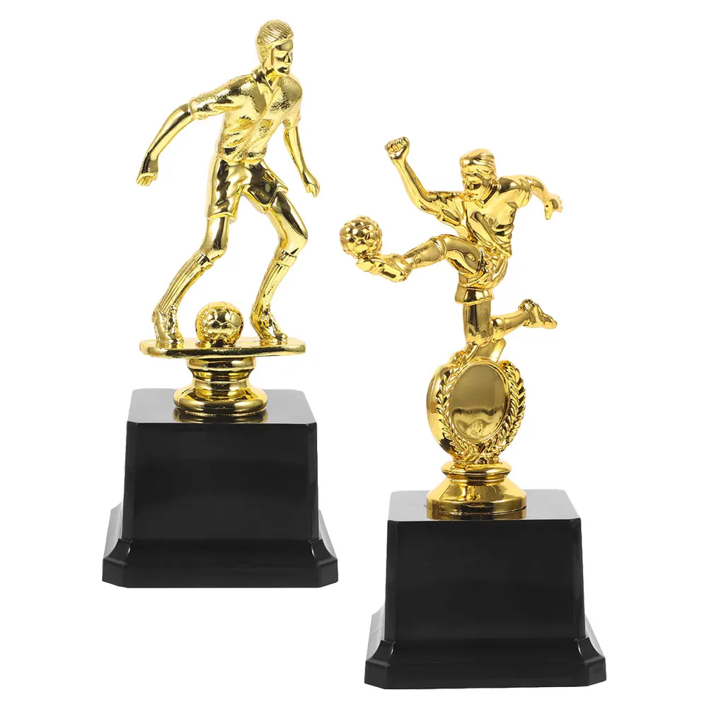 2 قطعة جوائز كرة القدم كأس الذهب الكأس البلاستيك كرة القدم الجوائز الصغيرة الفائز ميداليات حفلة رياضية تفضل جوائز الإنجاز