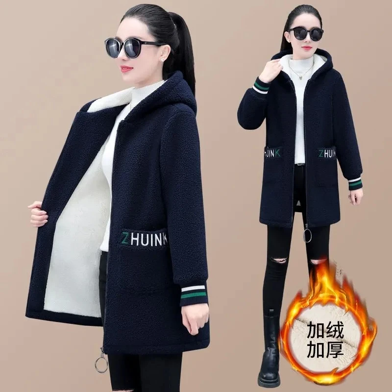 Fleece Warm Granular Velvet Coat Women\'s Autumn And Winter New Korean Version Of Loose Fashion Casual Cotton-padded Clothes Tide