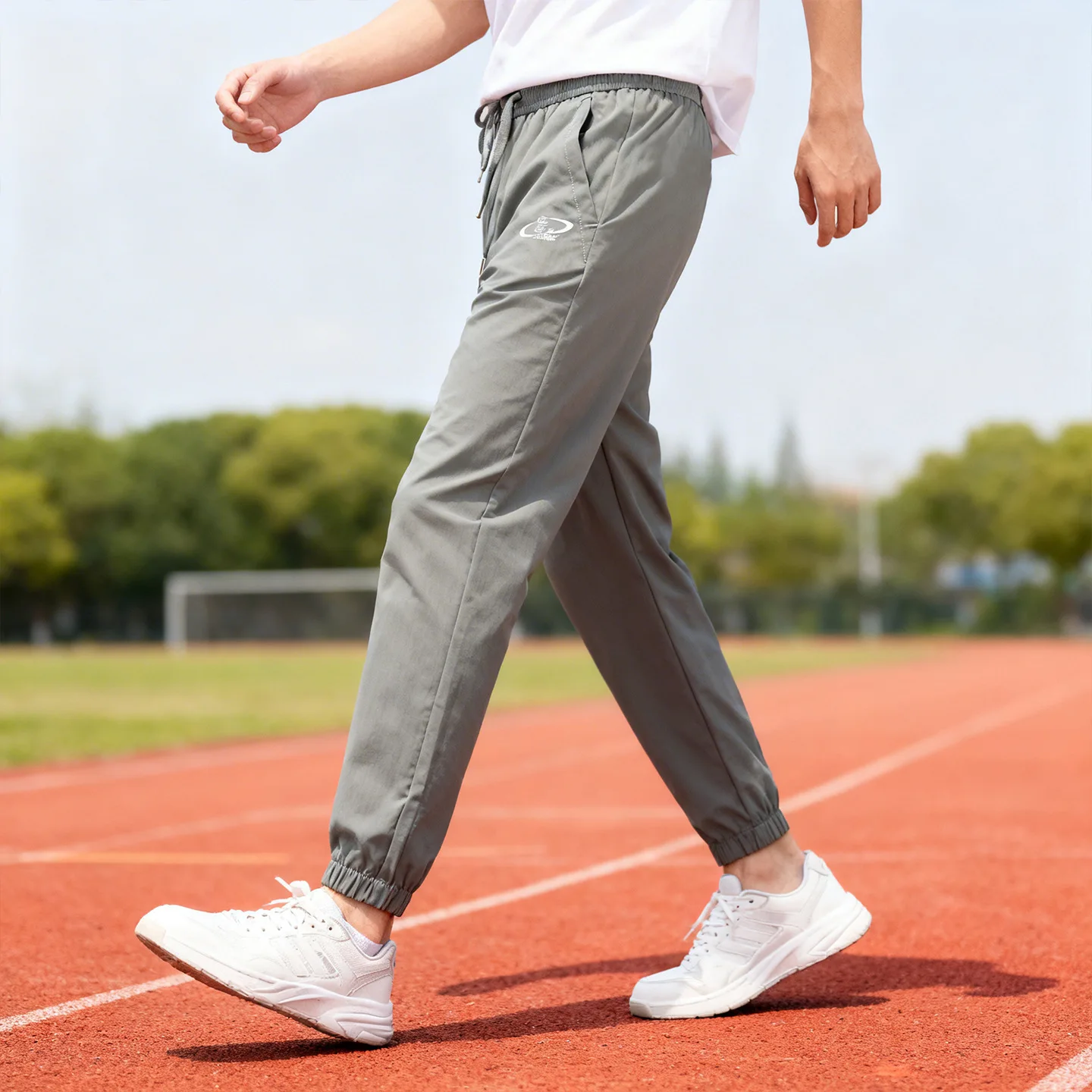 

Qui Dry Ice Silk Men's Sport Pants Casual Loose Fit Breathable Comfortable Summer Leisure Nine Point Trousers