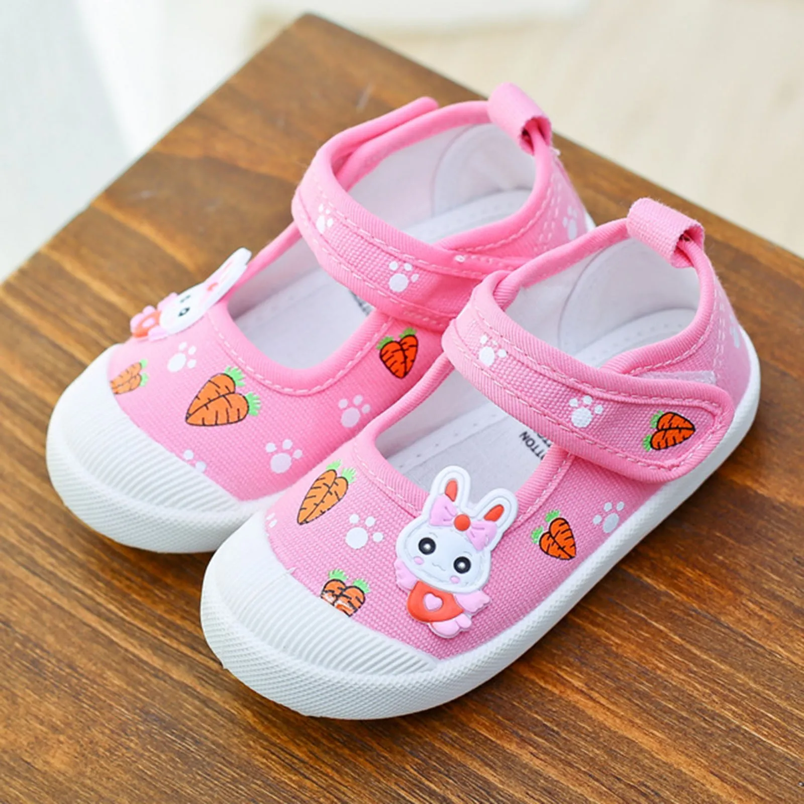 

Chic Children Shoes Comfortable Soft Soled Flat Casual Shoes Fashionable Cartoon Children Canvas Shoes 2024 Hot Selling Outwear