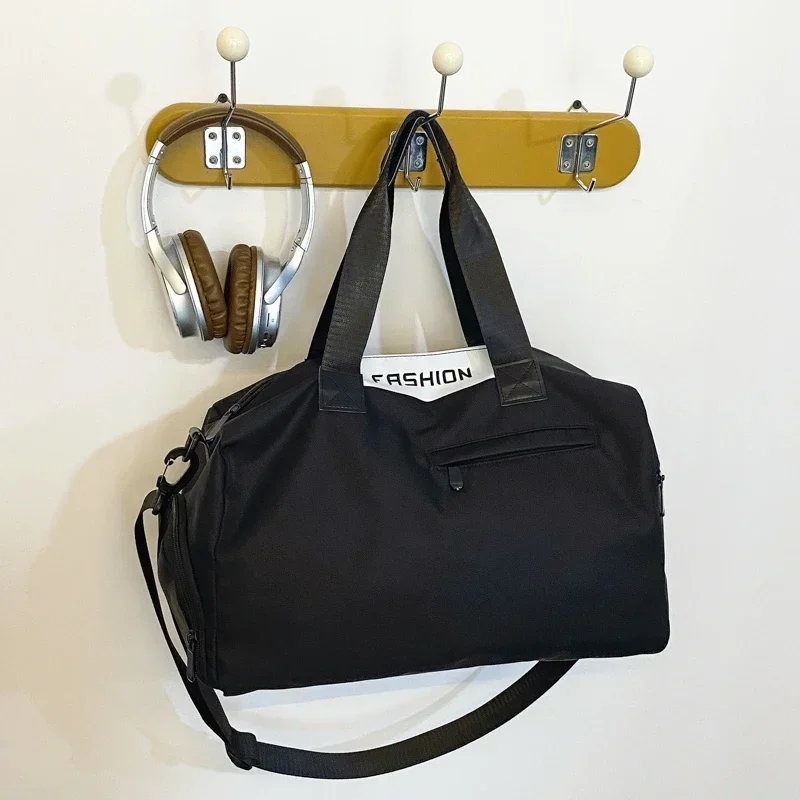 Sacs de voyage en toile solide de grande capacité à fermeture éclair pour femmes, sac à main lancé par les jeunes, fourre-tout polyvalent décontracté, nouveau style, haute qualité