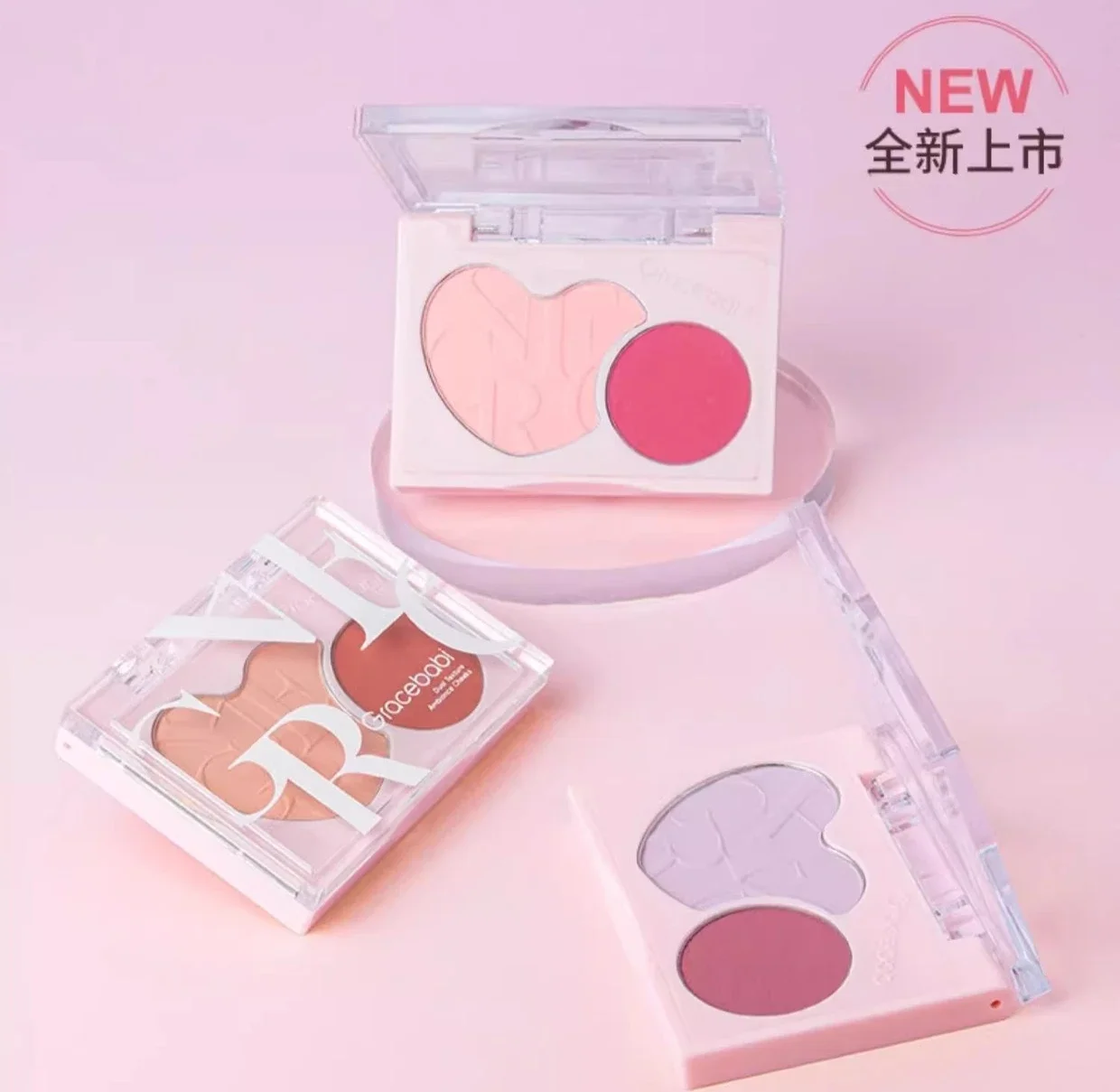 Gracebabi Double Effect Soft Blush Rozjaśniający cień do twarzy Rozjaśniający i tonujący makijaż różu