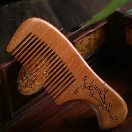 

Household peach wood comb electrostatic massage sandalwood comb curly hair portable hair comb female small portable authentic