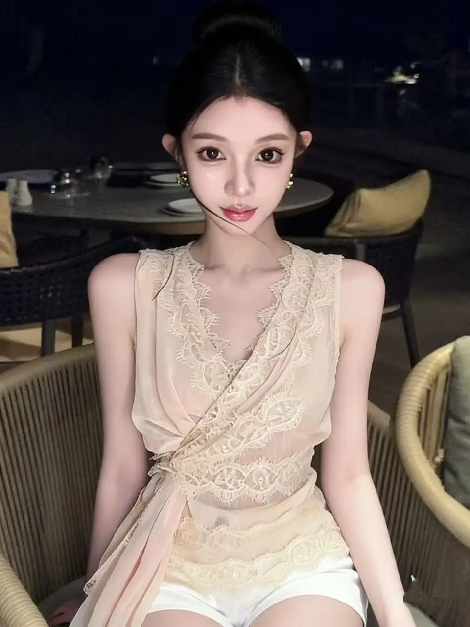 

Elegant V-neck Sleeveless Lace Top Asymmetric Knot Waist-cinching Women's Fashion Summer Outerwear Regular-length Pure Color