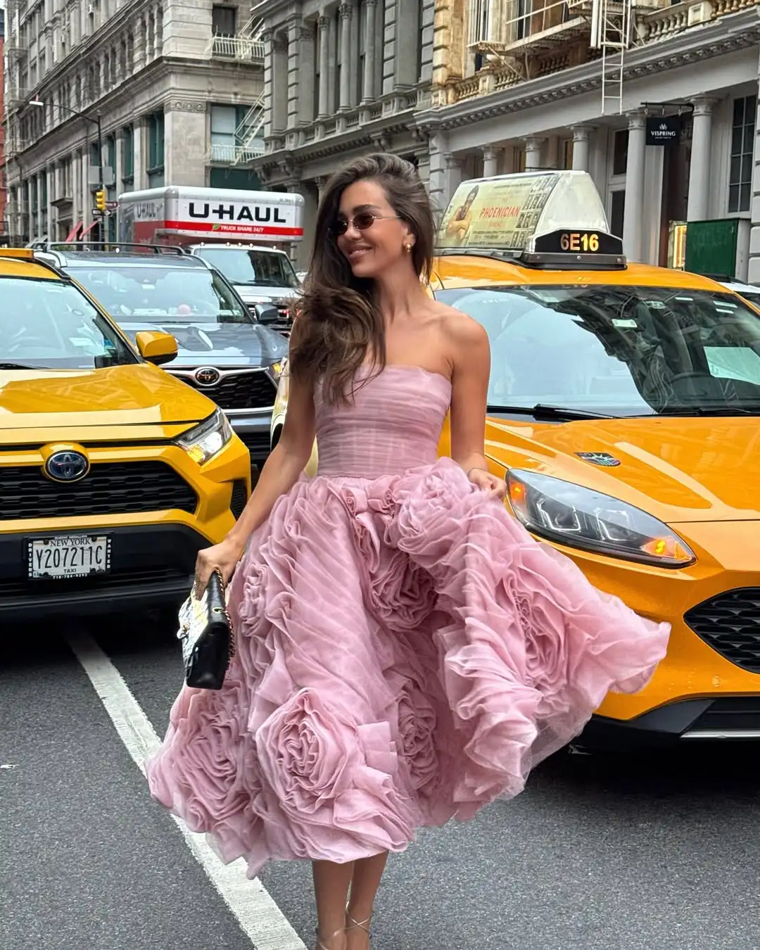 Ofherown فساتين وصيفة الشرف الجديدة المخصصة ثلاثية الأبعاد الكشكشة الزهرية الشاي طول فساتين وصيفة الشرف فساتين حفلات الزفاف للضيوف للنساء