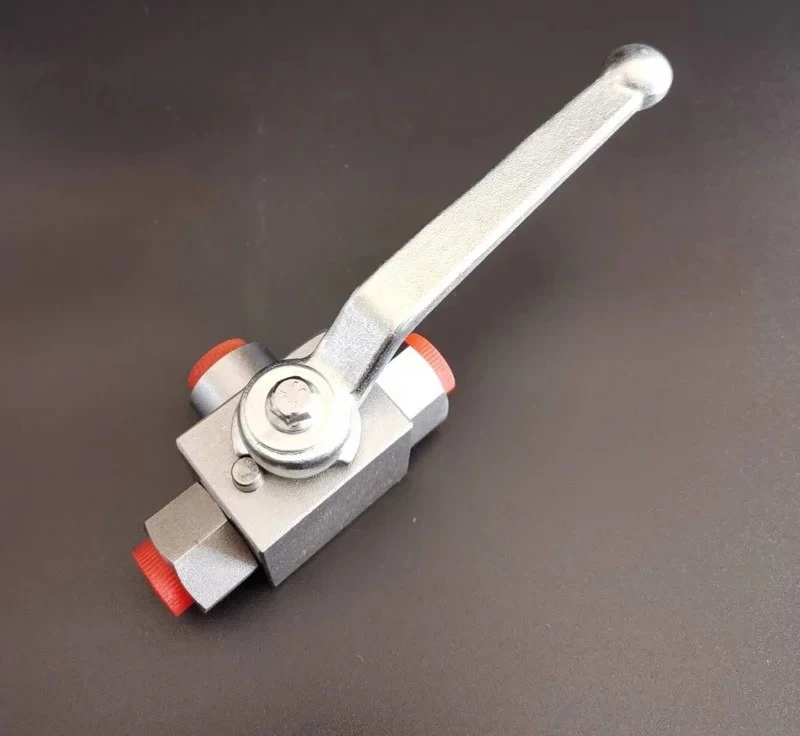 304 stainless steel three-way high pressure ball valve inner wire thread hydraulic oil water vapor L type 4 points