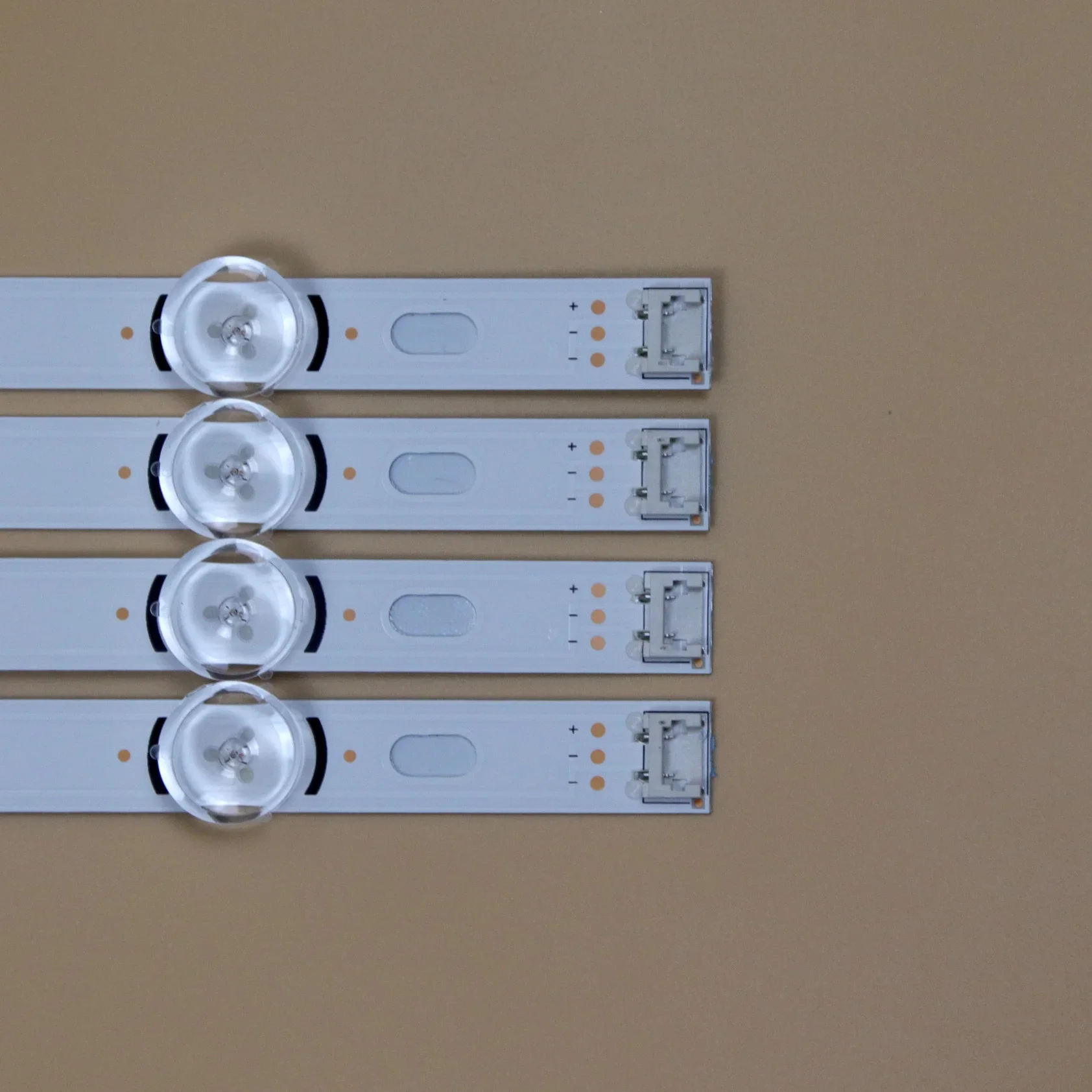 テレビ LED アレイバー LG 39 "39LN5757 39LN5758 39LN575R 39LN575S 39LN575U バックライトストリップキット 9 LED ランプレンズ 8 バンド HC390DUN