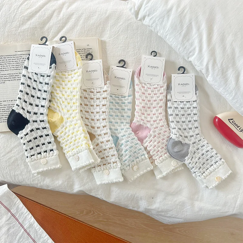 

Spring/Summer New Fashion Cream Foam Mouth Waffle Check Thin Women's Socks Combed Cotton Breathable, Wicking, Cotton Socks