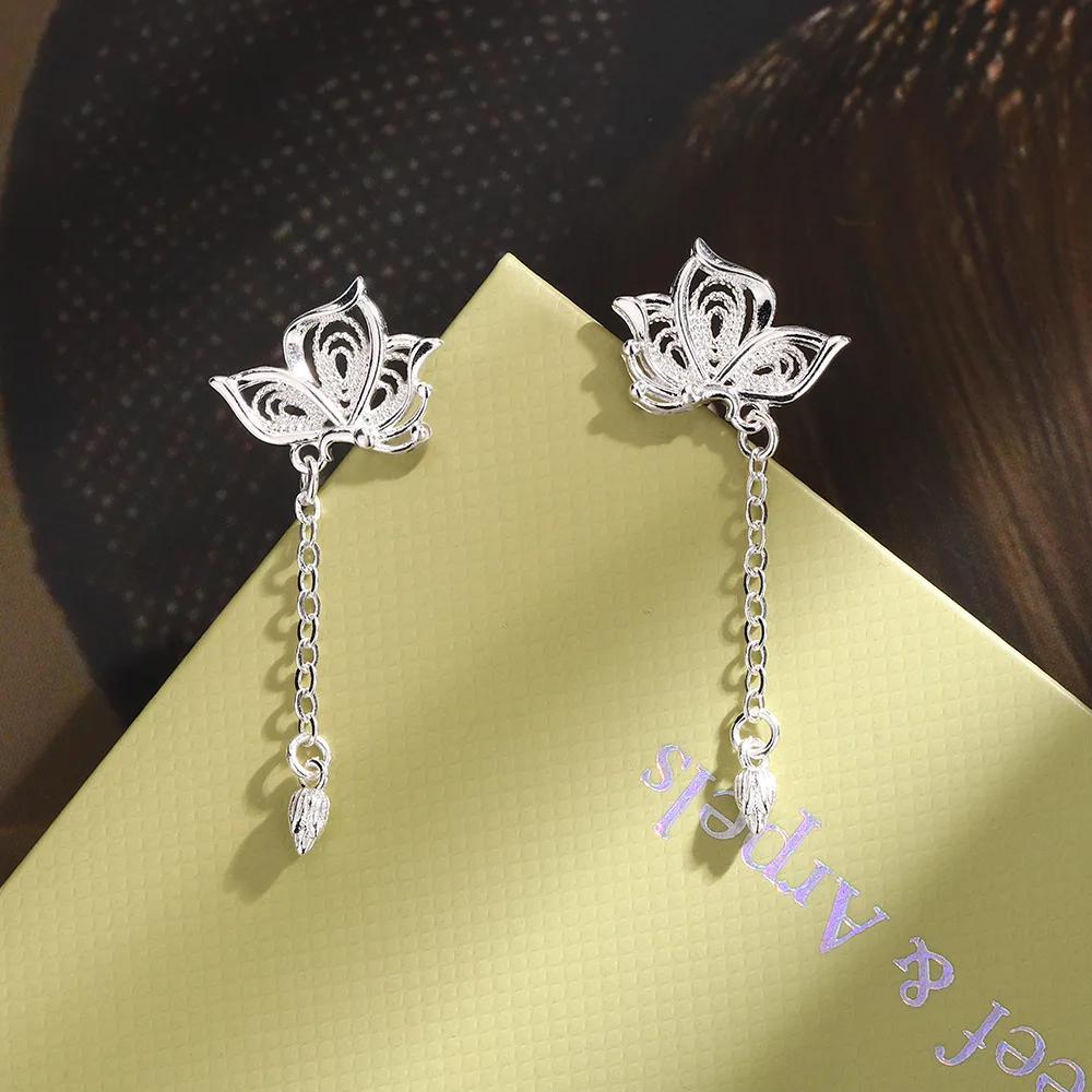 Niedliche hohle Schmetterlings-Ohrstecker aus 925er-Sterlingsilber für Damen, luxuriöser Designer-Schmuck, verhindert Allergien – Detail 2
