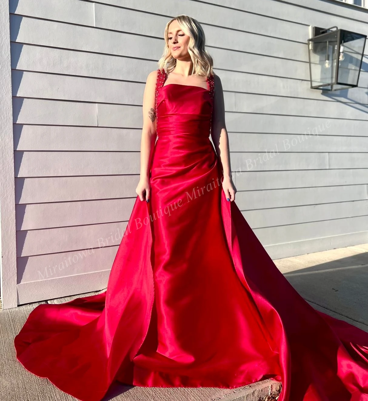 コラム プロムドレス オーバースカート ビーズストラップ シャーリング スカイブルー 冬 フォーマルイブニング パーティー ドレス 特別な日 ページェント ガラ オスカー