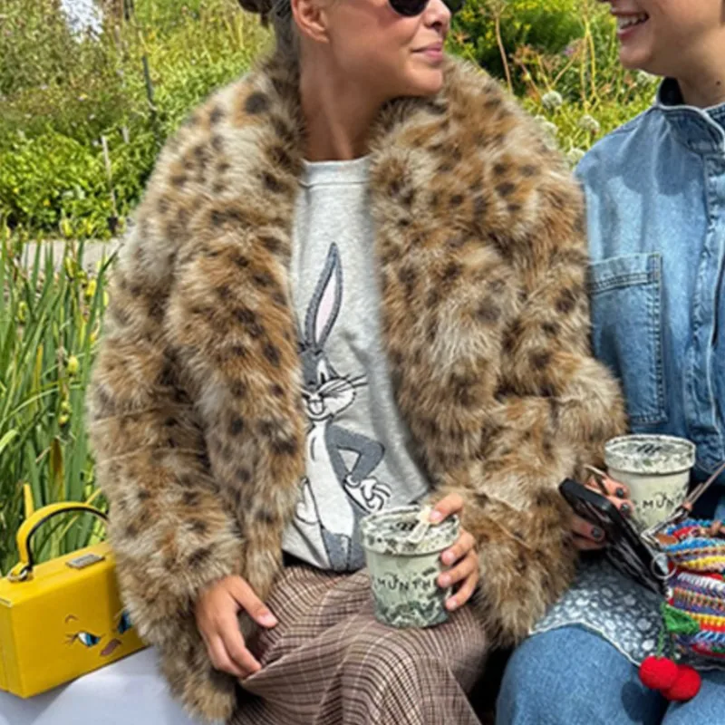 Herbst-Winter, verdicktes warmes Fell, flauschig, schick, Leoparden-Jacken, Oberbekleidung, 2025, neue mittlere Kunstpelz-Umlegekragen-Jacken, Mäntel