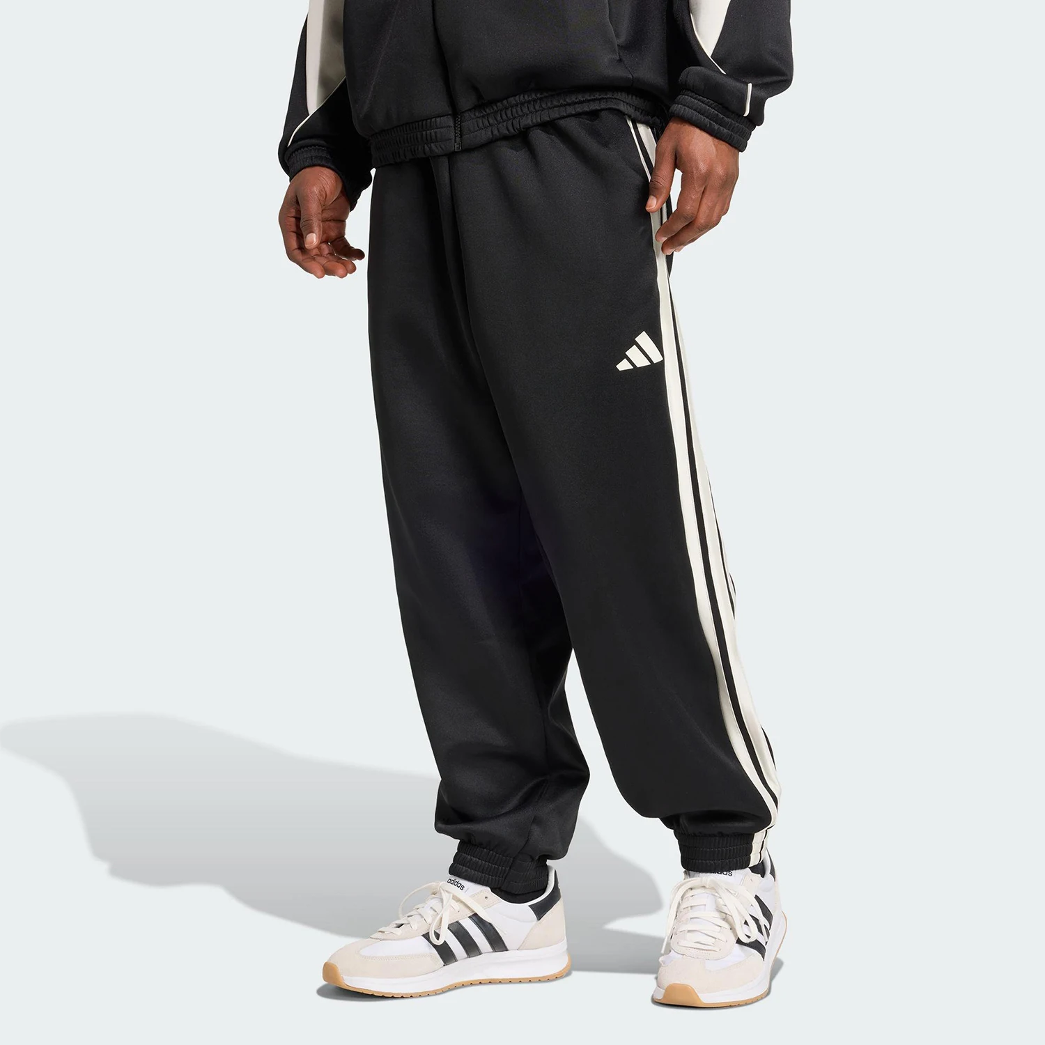 pantaloni-sportivi-casual-da-uomo-adidas-authentic-m-stadium-pt-a-vita-media-jn1822
