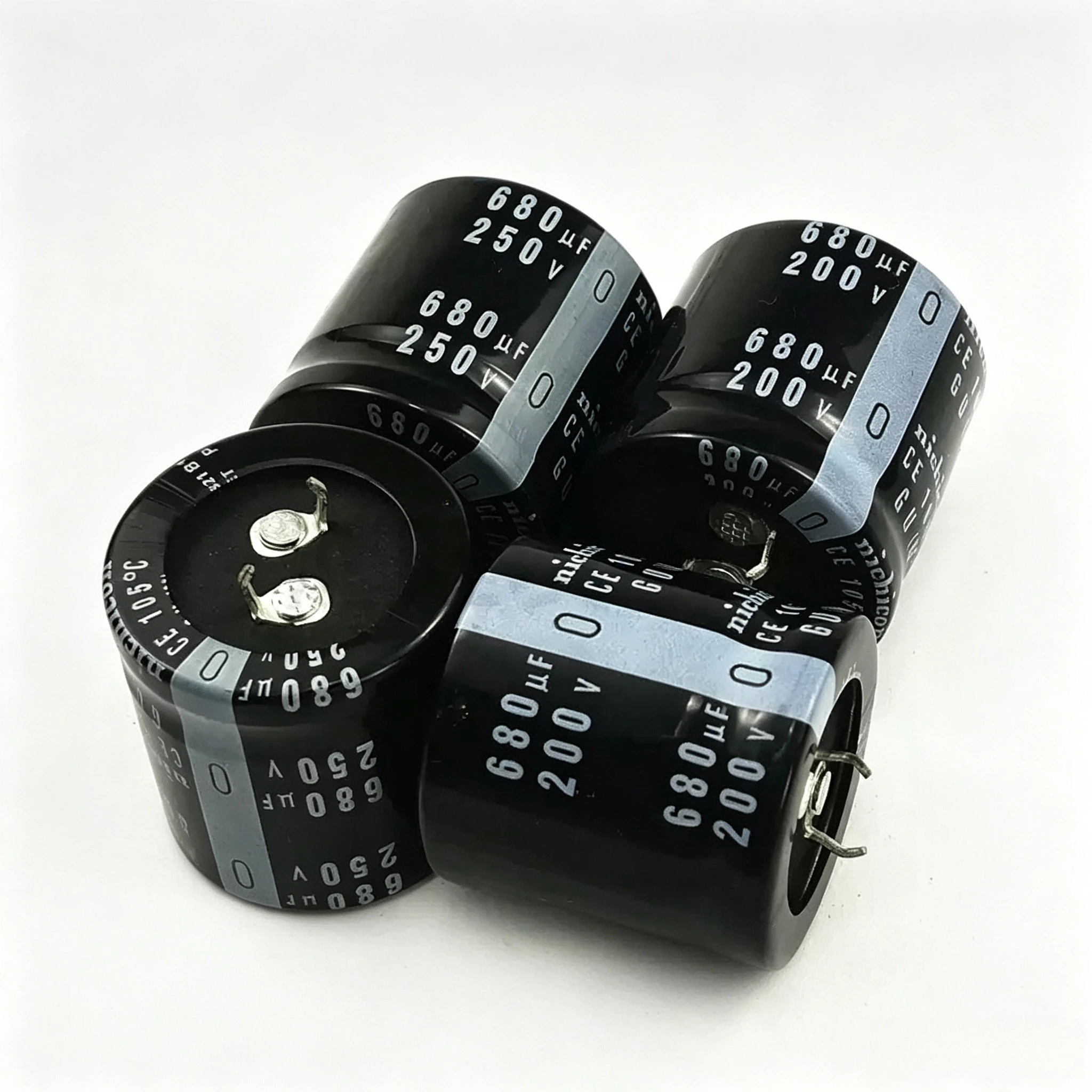 2pcs 200V 680UF Brand New Original Capacitor 250V 680UF Nichicon 22X35 22X40 22X45 22X50 25X30 25X35 25X40 25X45 25X50 30X30