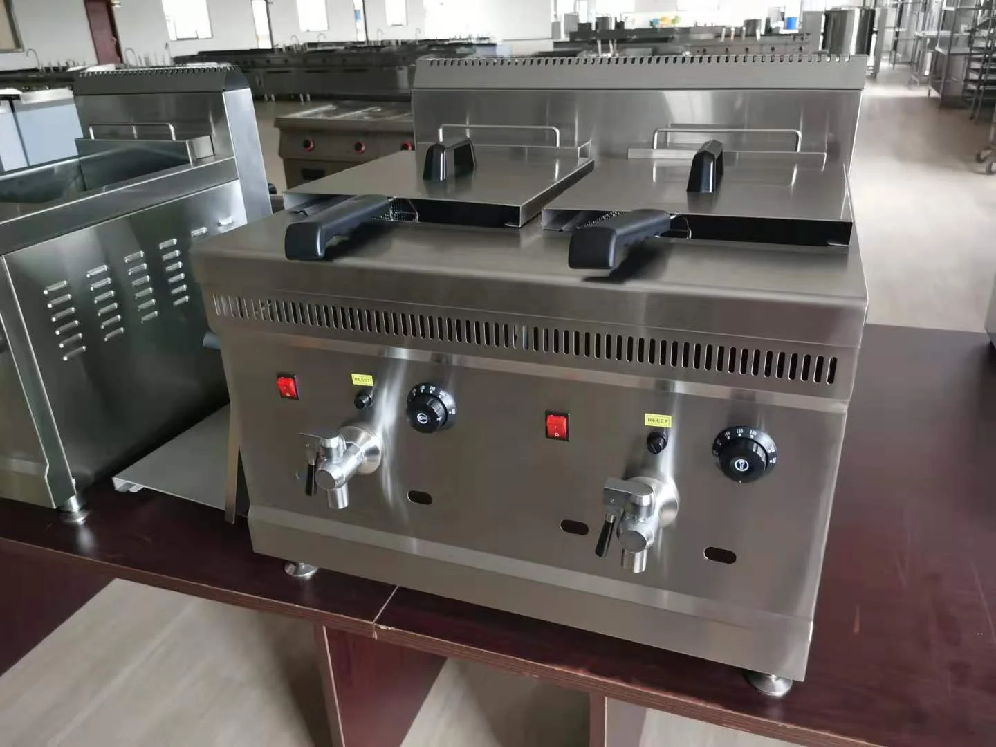 Good Quality Gas Deep Fryer Oven Commercial Gas Deep Fryer