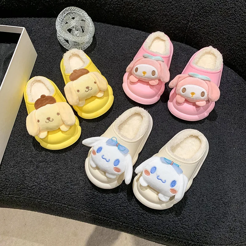 

Детские хлопковые тапочки Sanrios Cinnamoroll для девочек, Осень-зима, кавайная одежда, уличная мягкая подошва, теплые домашние детские тапочки для девочек