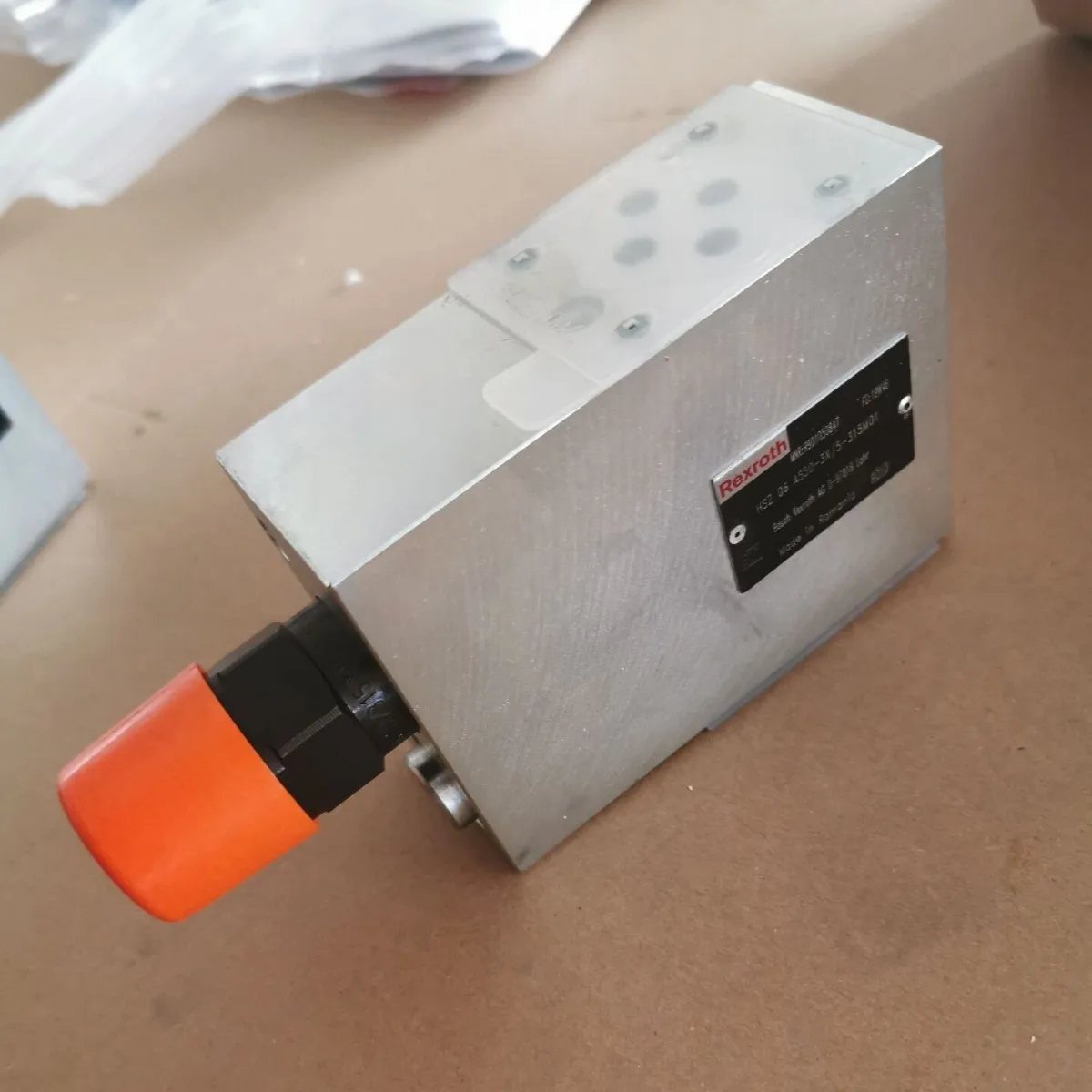 

Transition plate HSZ 06 A550-3X/5-315M01 R9010508