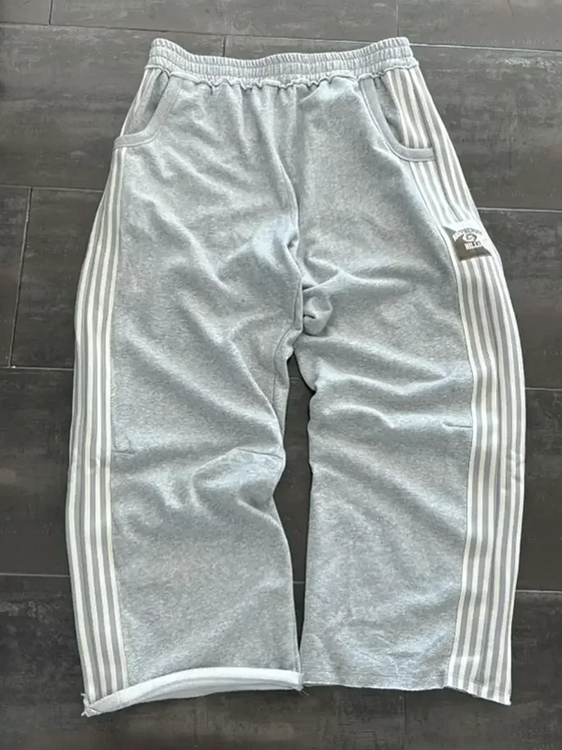 Y2K Street Casual Pants Men Harajuku Stripe Baggy Sweatpants Hip Hop Oversize Trousers High Street Fashion Wide Leg Baggy Pants view 4
