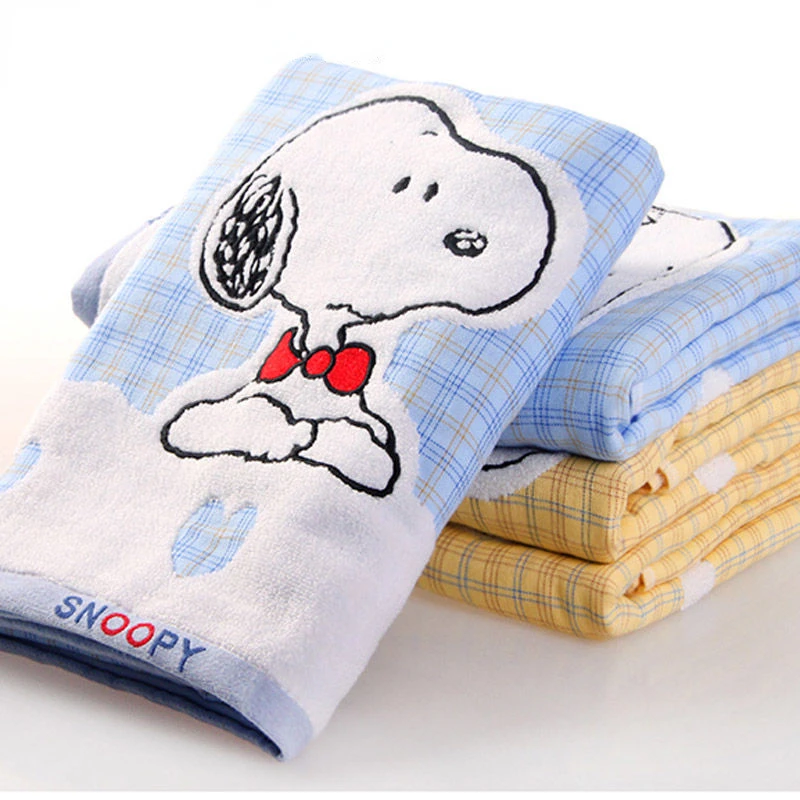 Snoopy new simple creative cute cartoon embroidered soft comfortable skin-friendly double-layer gauze pure cotton bath towel