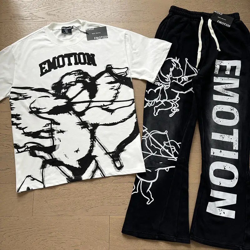 

MIXED EMOTION T-shirt Vintage Loose Print Crewneck Short Sleeve Men's Women's Hip Hop Street Casual Sweatpants