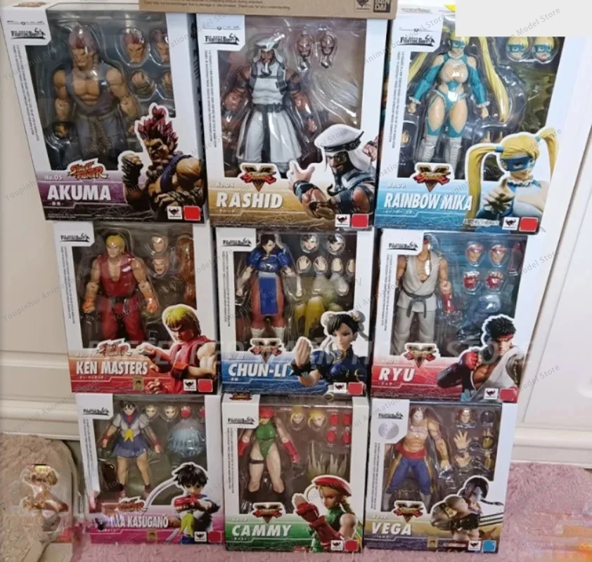 Stock Original BANDAI S.H.F. Street Fighter Chun-Li Ryu Ken Balrog Gouki Guile BLANKA Rashid Boxer Model Toy Collection