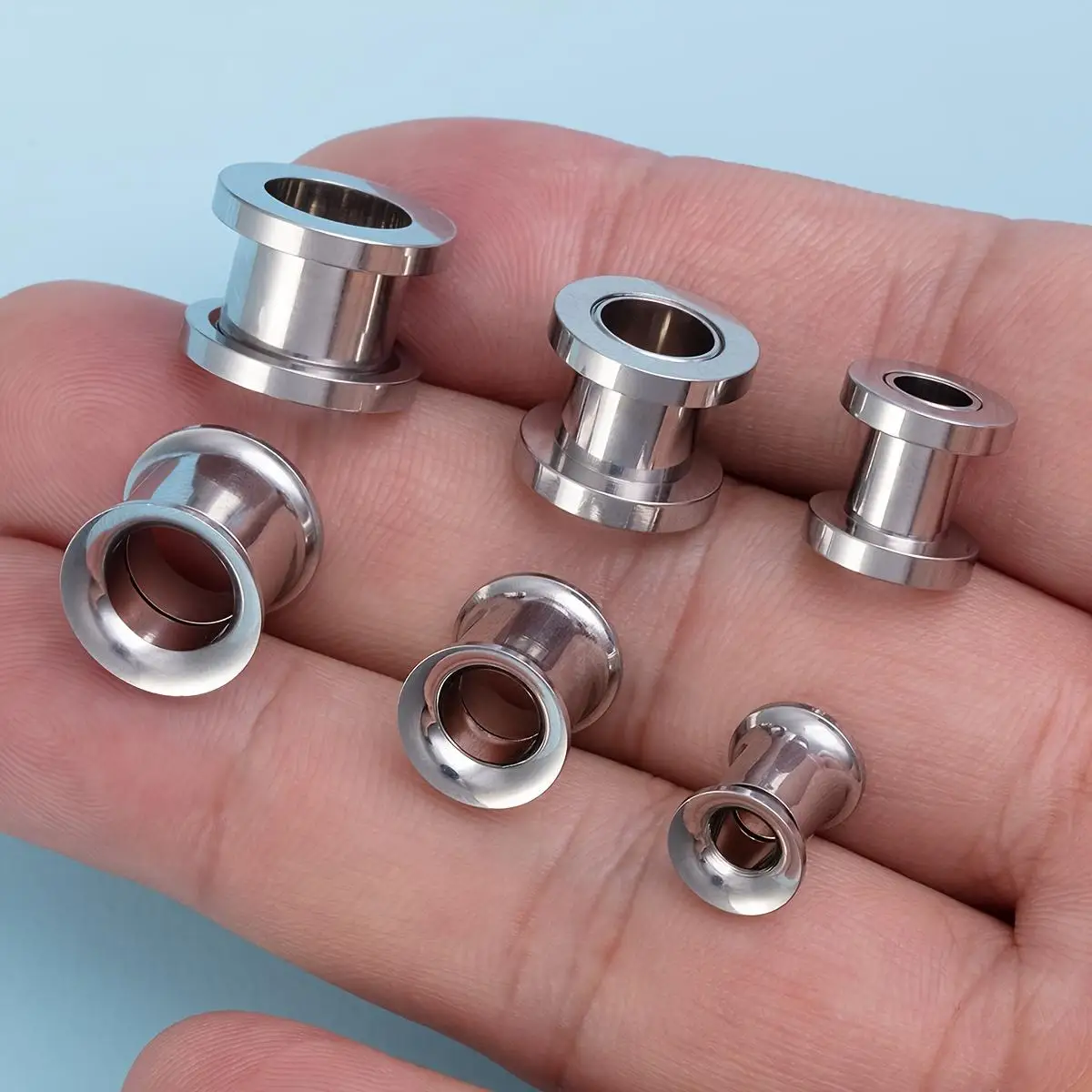 2pcs Punk Style Stainless Steel Screw Fit Ear Gauges & Tunnel Expanders Double Flare Body Piercing Plugs 2-22mm for Men Women