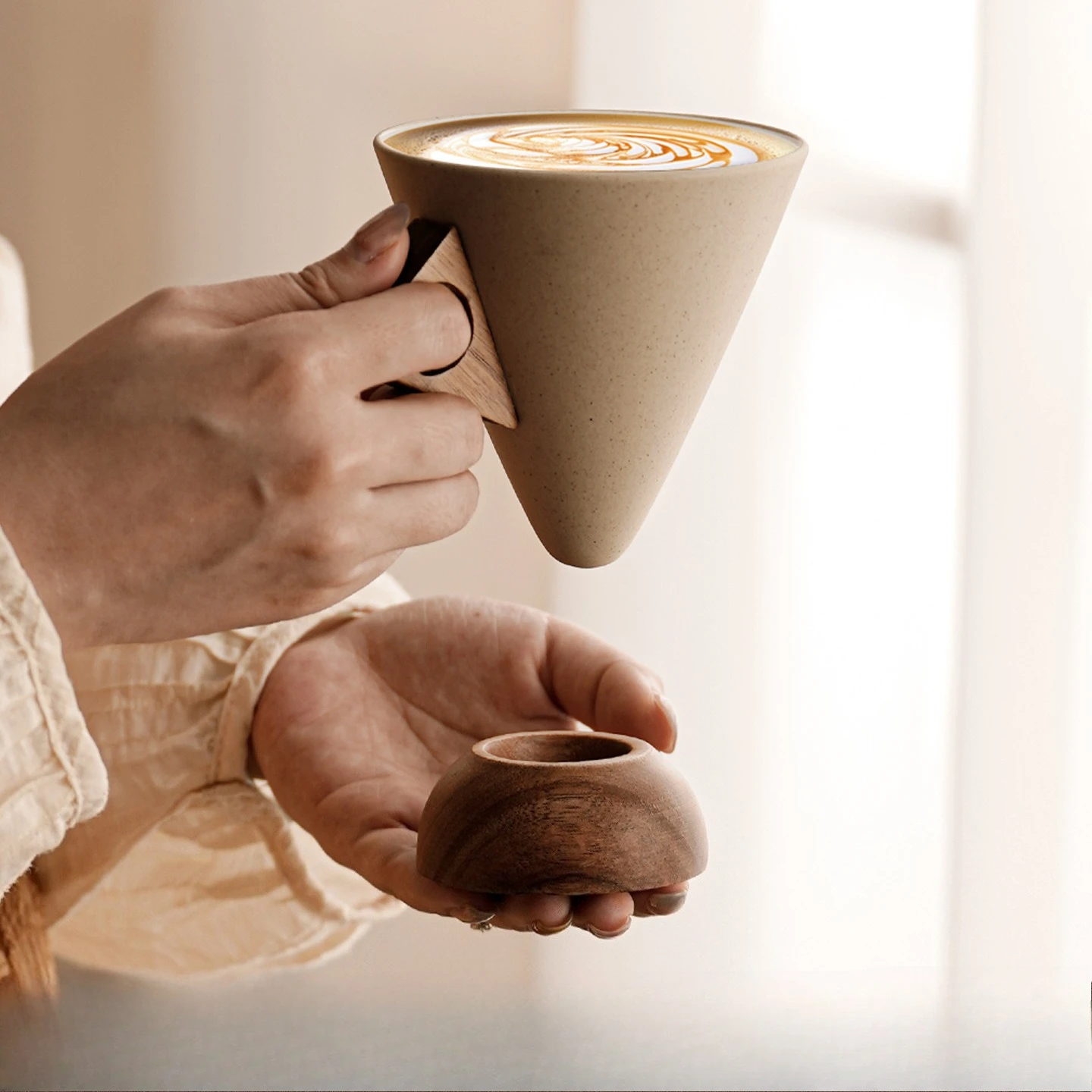 

2025 New Sophisticated Mid-Century Style Rustic Ceramic Coffee Cup High-End Niche American High-Aesthetic Tea Cups Office Mug