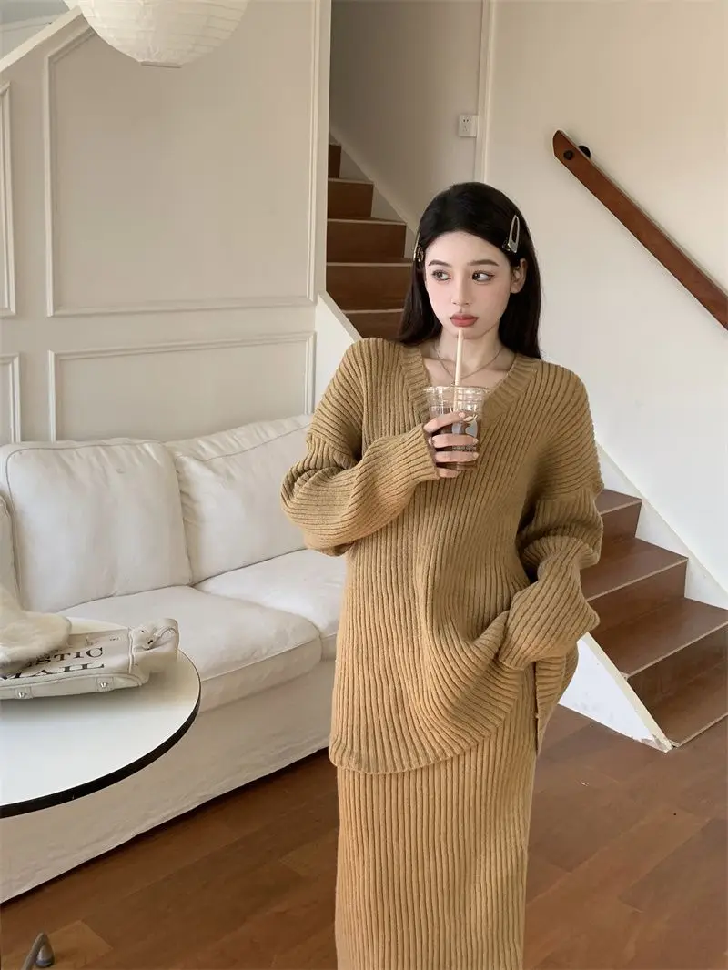 

Korea Style Fashion Two-Piece Knitted Sweater Lazy High-Waisted Skirt Women Autumn Winter New Niche Design Loose Suit