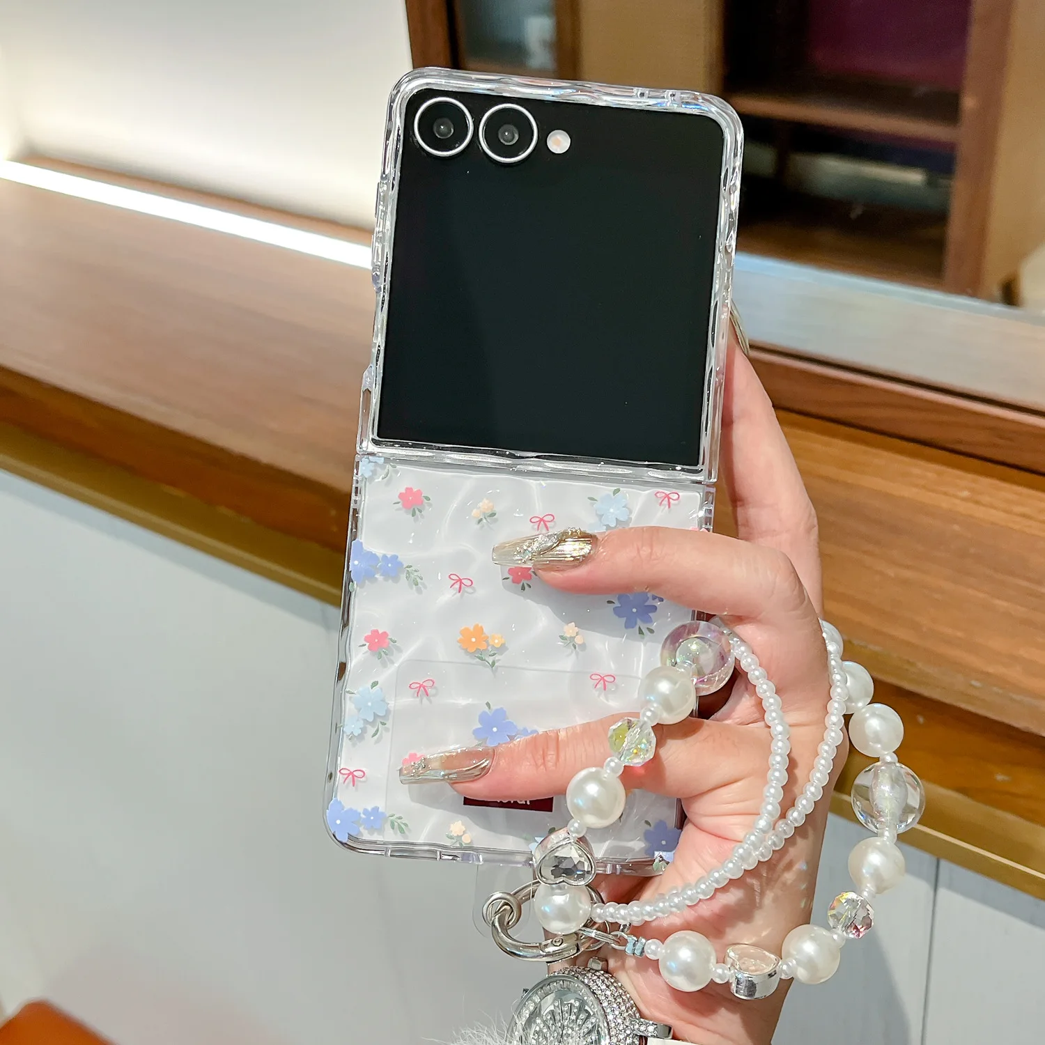 Z Flip6 ケース 透明 花柄 パールブレスレット 水波柄 耐衝撃カバー Z Flip3からZ Flip7まで対応