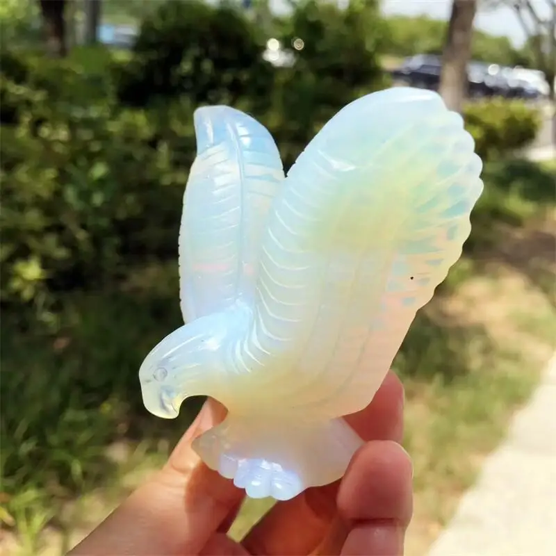 Natural White Opalite Eagle Carving Figurine Ornament Healing Feng Shui Home Decor Stone Holiday Gift 1pcs