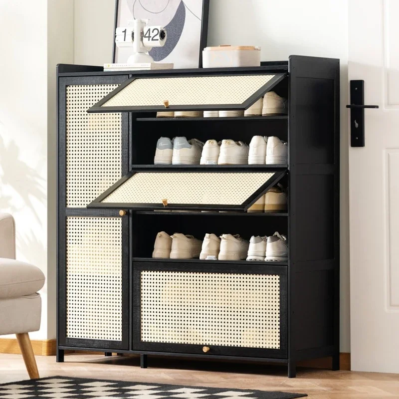 Shoe cabinets, simple modern storage outside the door of the home, and storage cabinets. Economical small-entry large-capacity