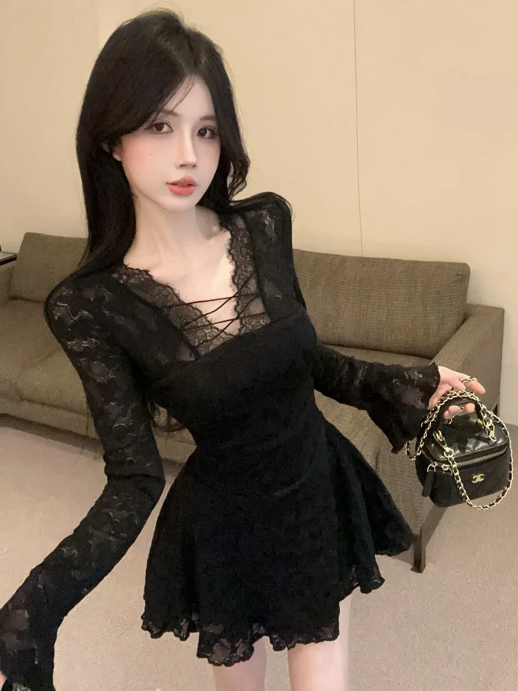 

Sexy Black Lace V-Neck Waist-Cinching Dress Autumn Winter New Style Pure Desire Long Sleeve Bodycon Short Skirt Women's Dress