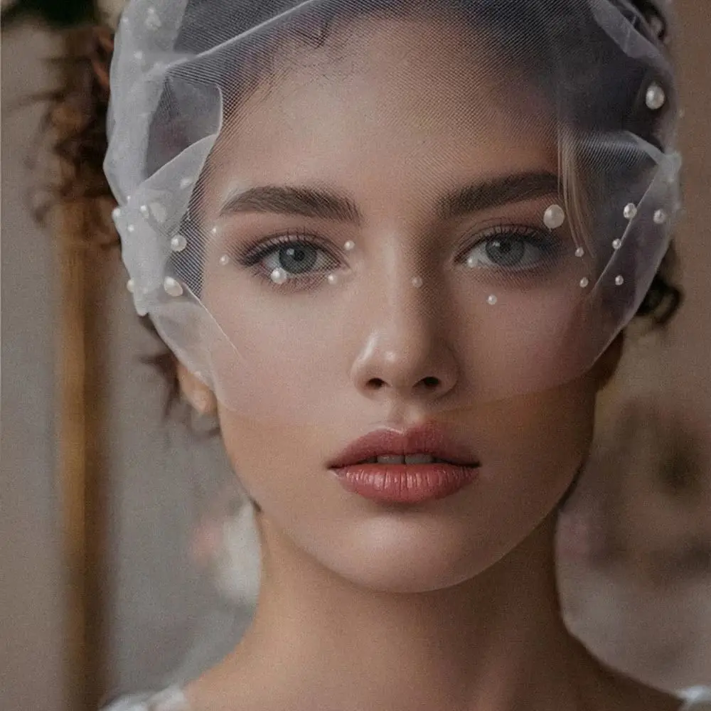 Elegant Soft Tulle Bridal Veil White Short Length Blusher Veil Breathable Handmade Pearls Side Comb Veil Wedding Ceremony image 3