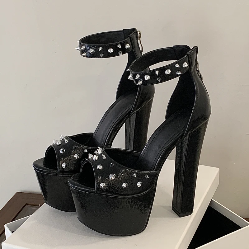 

Eilyken уличный стиль с открытым носком и заклепками, женские сандалии на платформе, пикантная вечерние туфли на молнии для ночного клуба