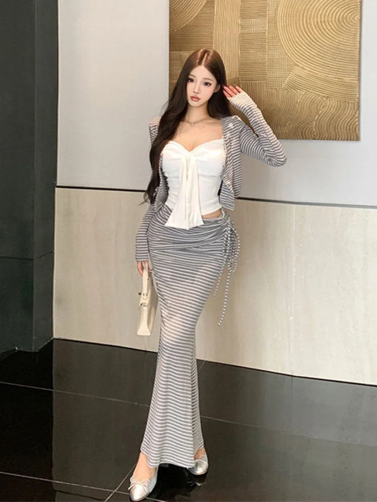 

Комплект Pure Desire Spicy Girl: белый топ с бантом и бретелями, женская весенняя новинка, классическая полосатая юбка-рыбий хвост, модный комплект