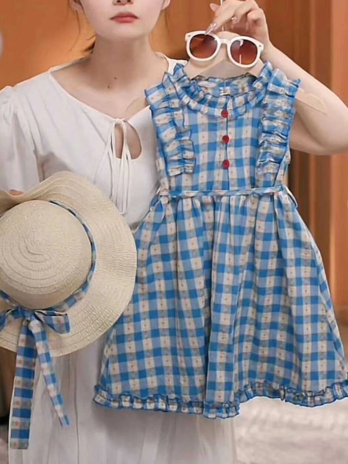 

Летний жилет в клетку для маленьких девочек, модный дизайн с элементами стиля, корейская мода, стильная одежда для девочек, новинка 2024 года