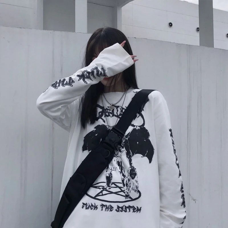 BIG PROMOTION summer fashion women's long sleeves retro women's black T-shirts punk Gothic T-shirts loose street clothes