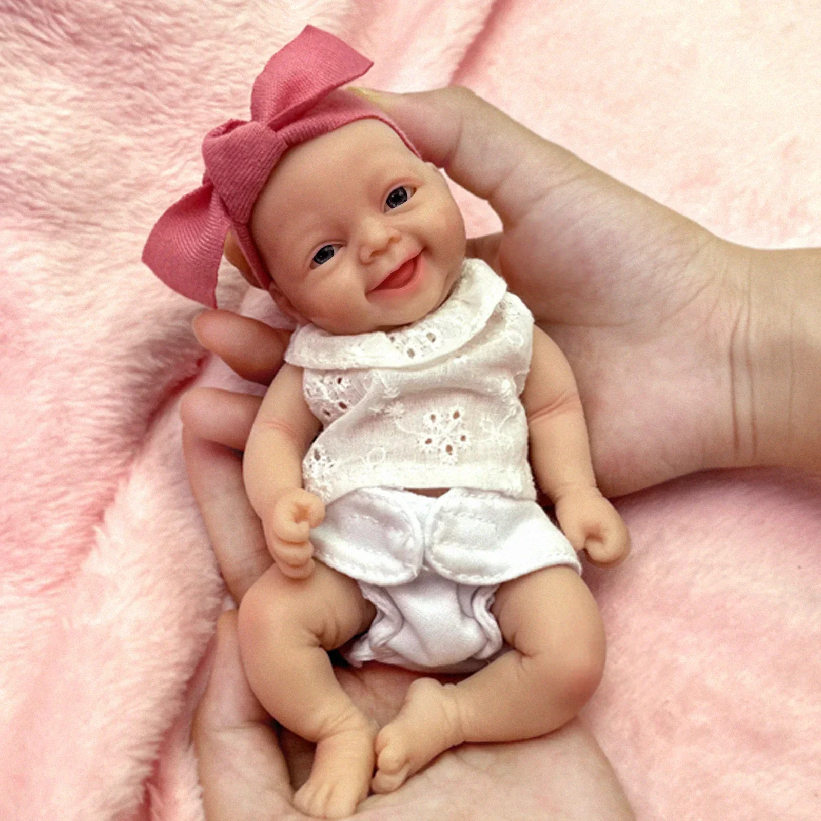 

7" Tiny Full Platinum Silicone Realistic Newborn Babies Doll Non-Vinyl Doll Washable Lifelike Mini Reborn Baby Doll Toy Gift