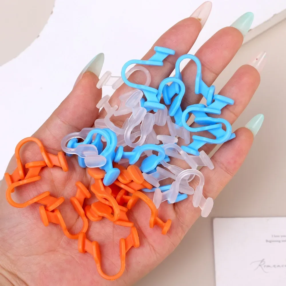 10-30 قطعة جهاز إيقاف الشخير TPR مشبك أنف مرن لوازم مكافحة الشخير لمنع الشخير نوم جيد سهل التنفس مشبك الأنف