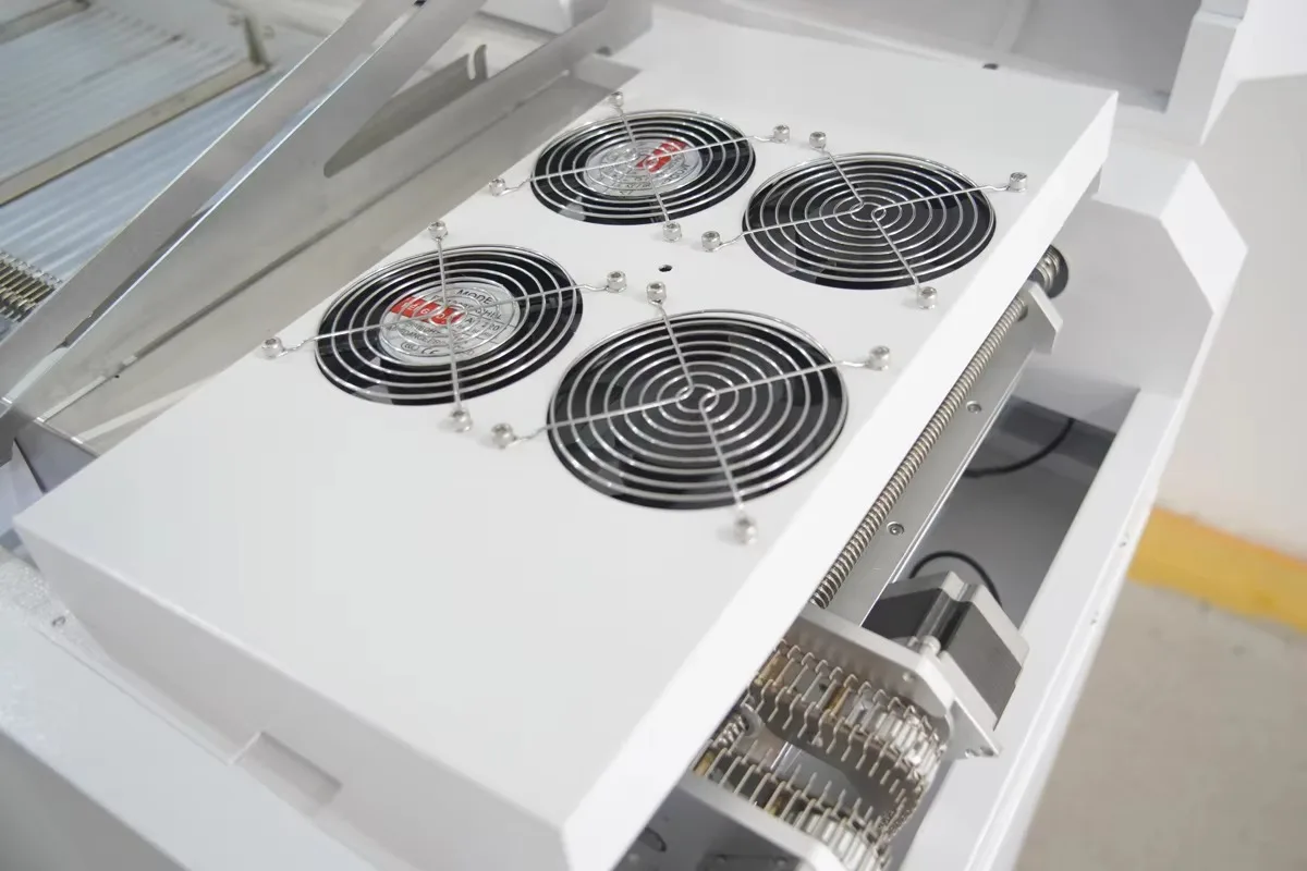 High Precision Temperature Controlled IN8C 8 Zone Smt Patch Reflow Furnace Soldering Machine for Printed Circuit Board